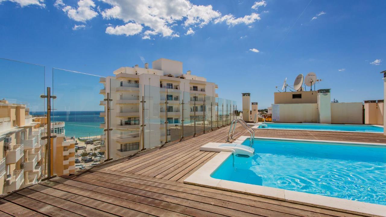 Magnificent 2Bdr Apartment W/ Ac & Pool - 2Min From Beach - By Lovelystay Armacao de Pera Ngoại thất bức ảnh